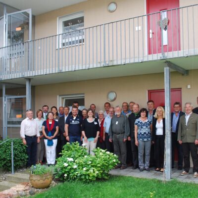 Kommunalzirkel "Veränderungsprozesse in der Bevölkerungsstruktur aktiv gestalten" Gruppenfoto bei einer Besichtigung in Oberhausen